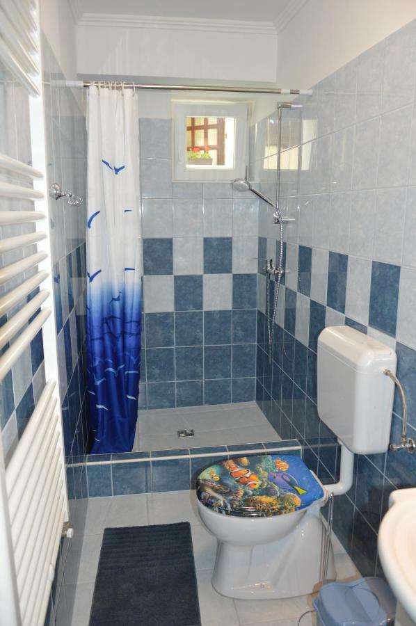 Varga Apartman Heviz Bagian luar foto